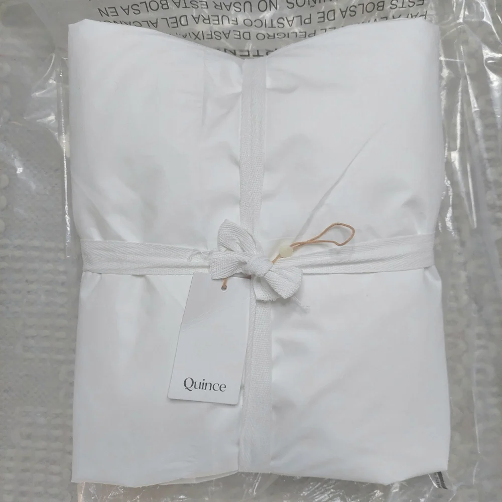 NWT! Quince 100% Organic Sateen Cotton White Duvet Cover! King/ Cal King (593)